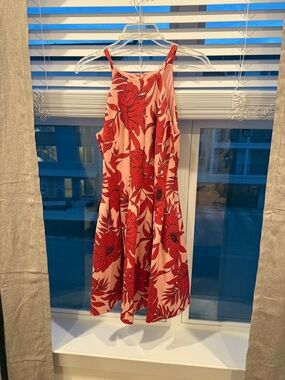 Vince Camuto Pink Dress with Bold Red Floral Print